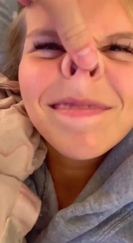 V�etky maj� rovnak� reakcie...